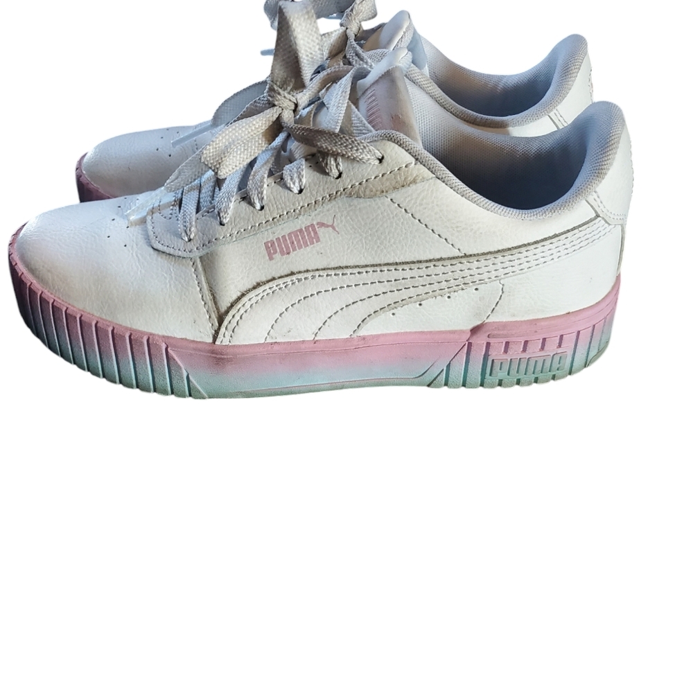 PUMA Women's Carina 2.0 Gradient Sneaker